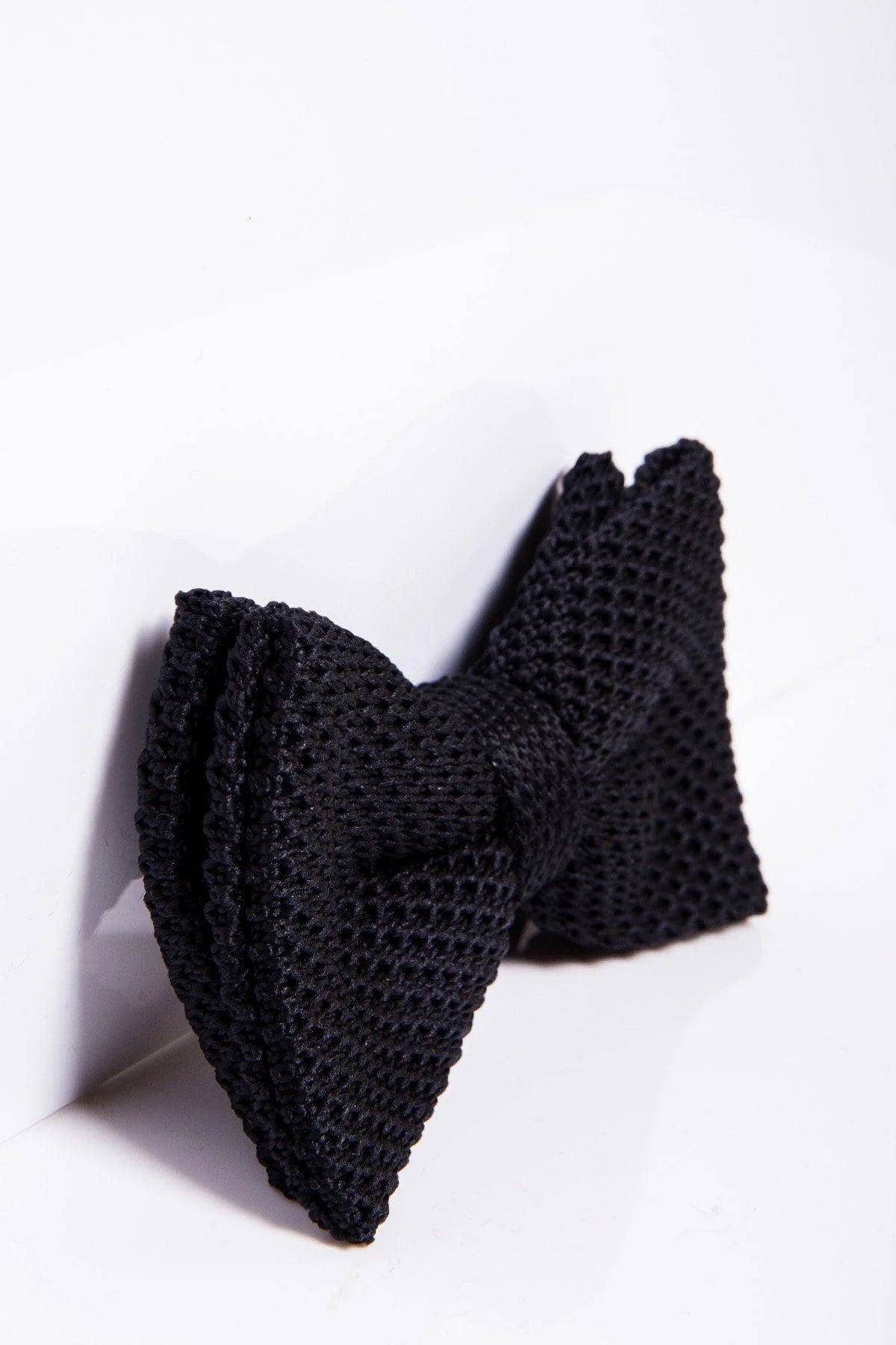 Knitted Bow Tie - All Colours