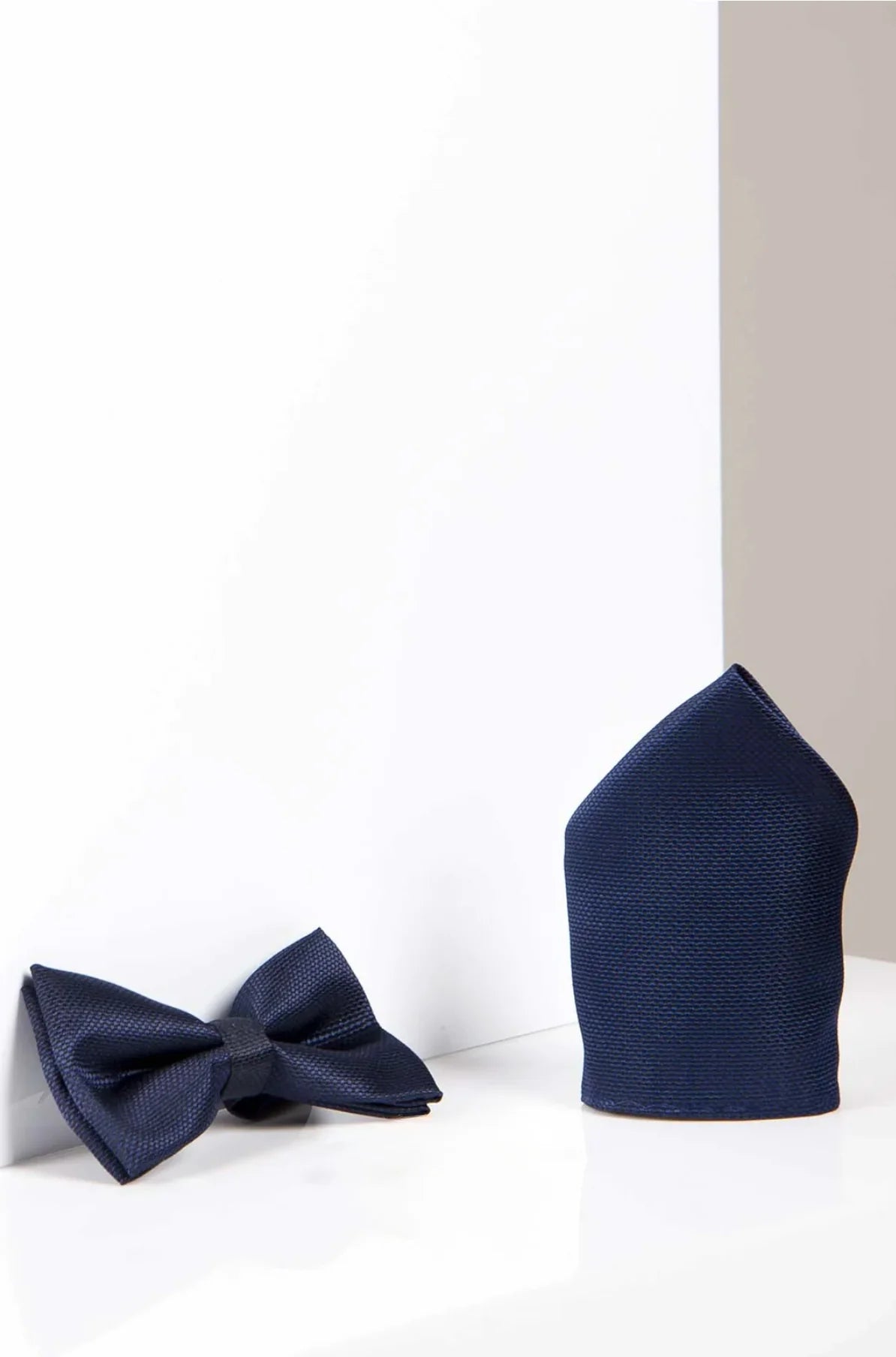 TB17 Bow Tie Set - All Colours