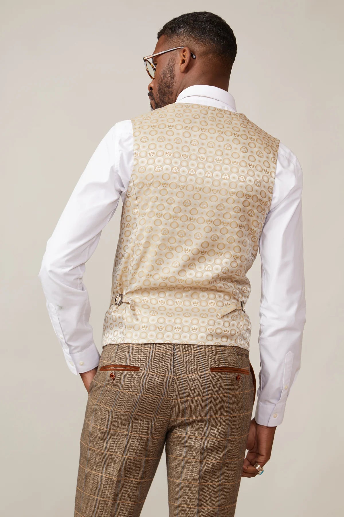 Kelvin SB Waistcoat - Cream